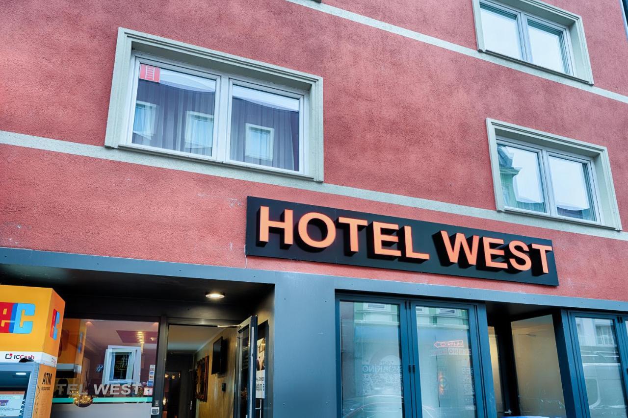 Hotel West Хамбург Екстериор снимка