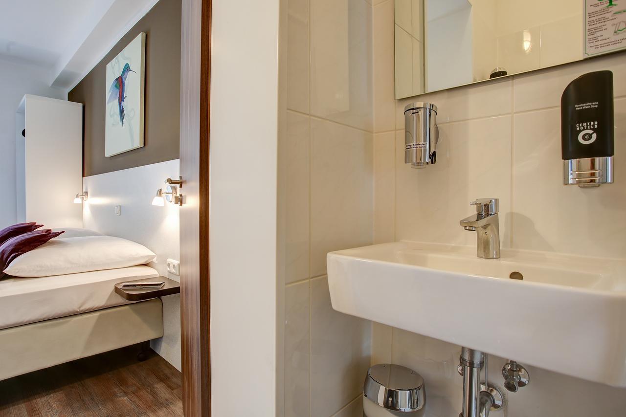 Hotel West Хамбург Екстериор снимка