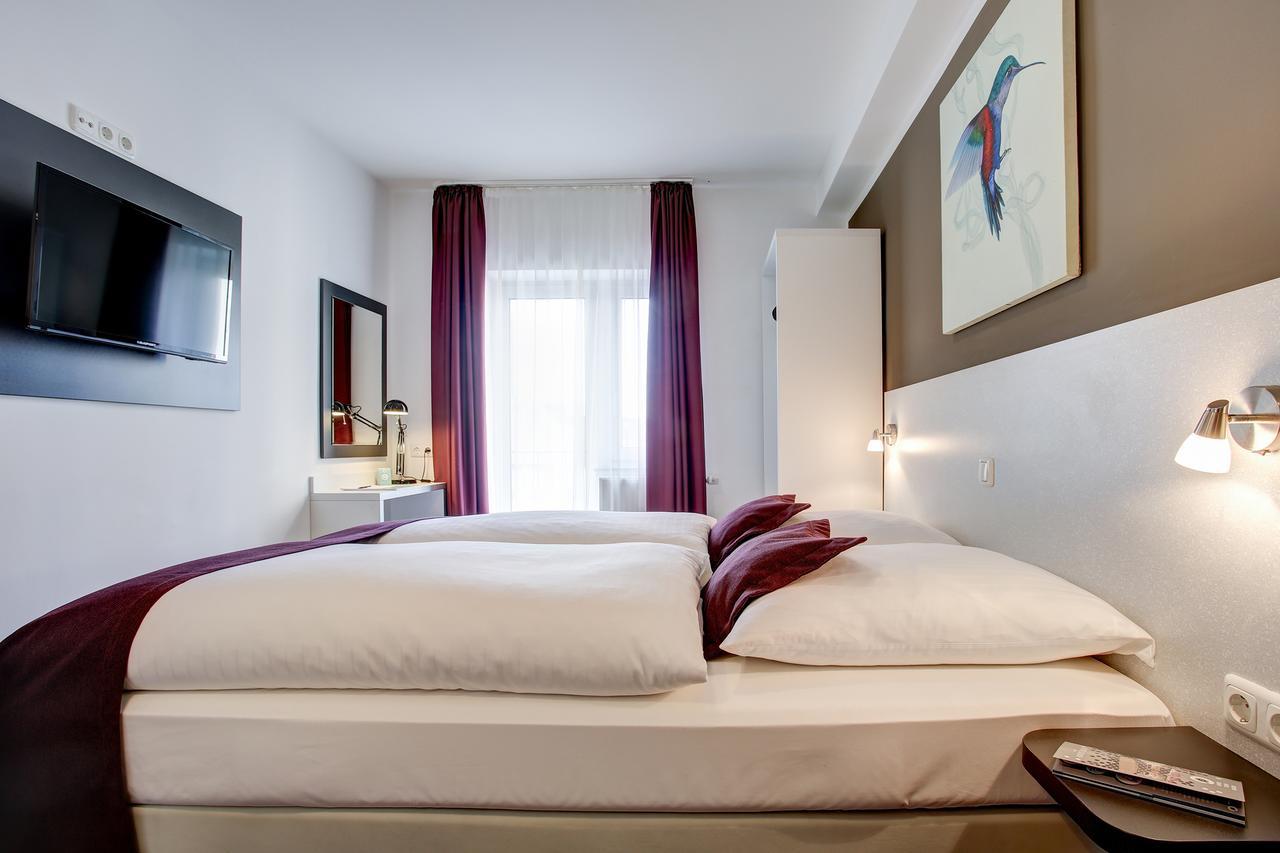 Hotel West Хамбург Екстериор снимка