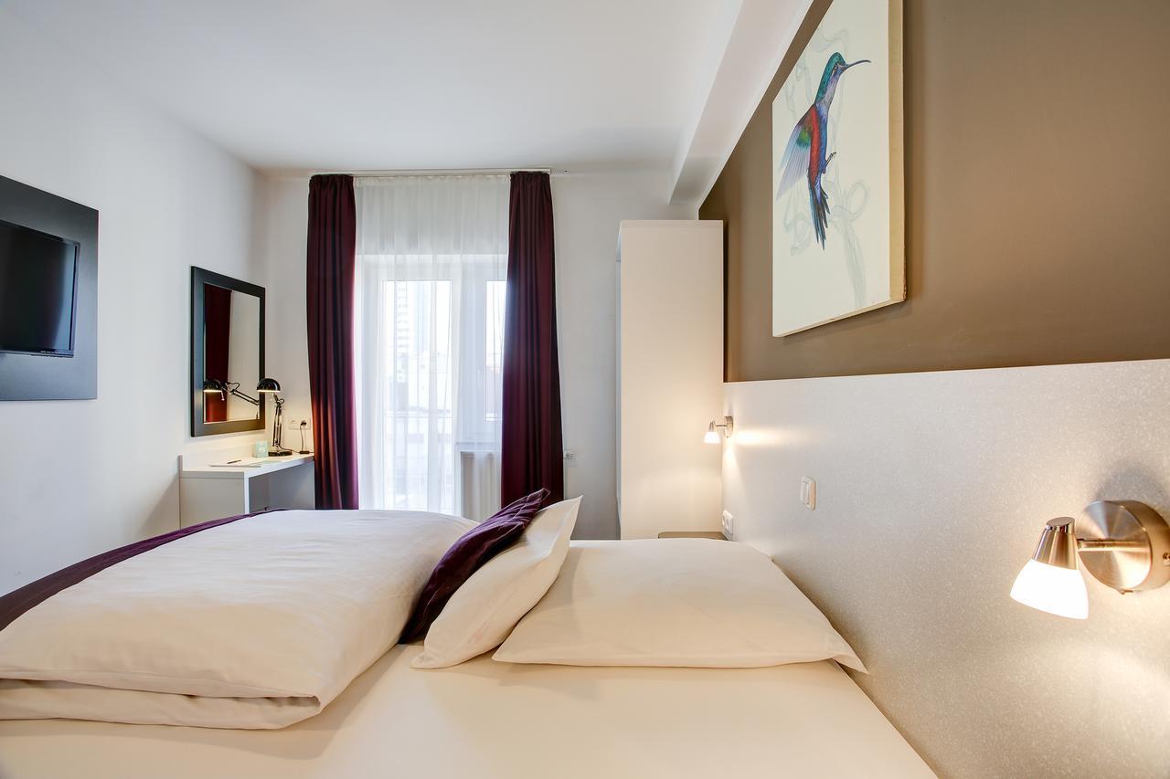 Hotel West Хамбург Екстериор снимка