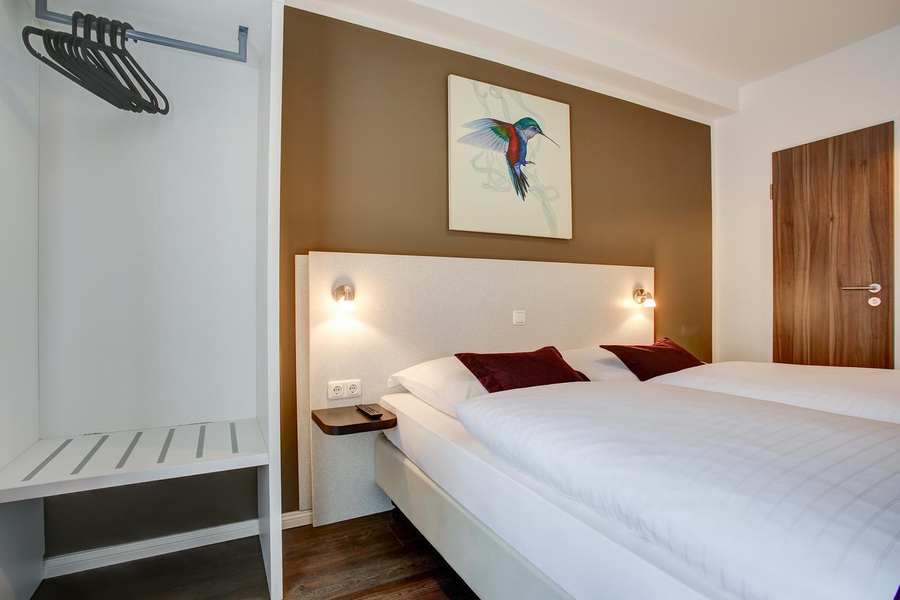 Hotel West Хамбург Екстериор снимка
