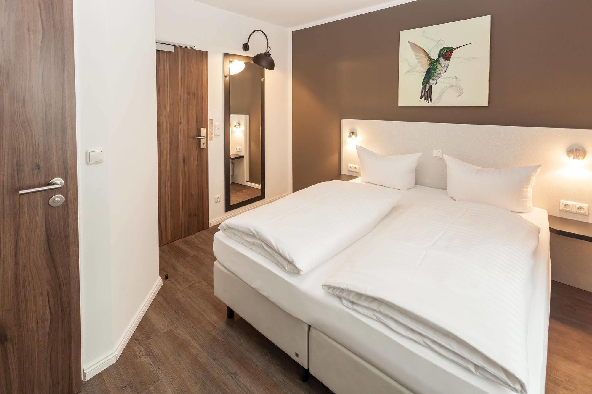 Hotel West Хамбург Екстериор снимка